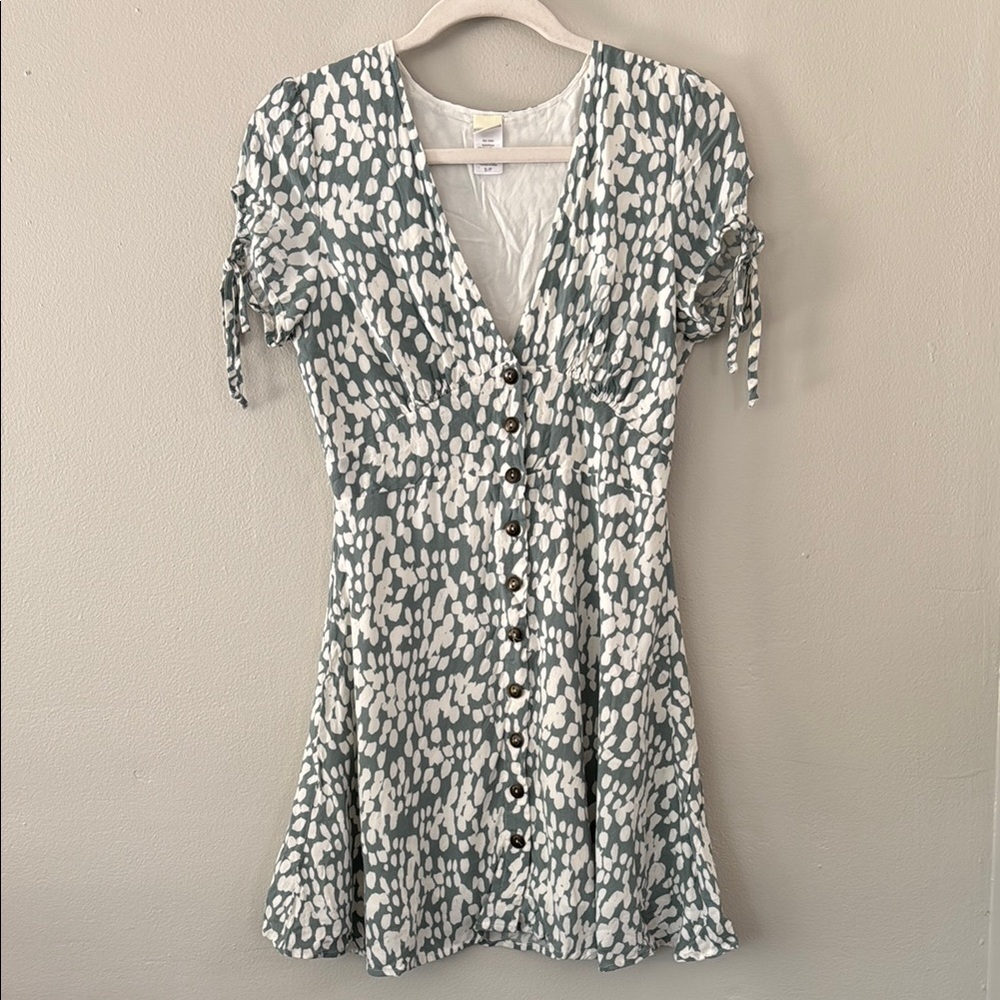 L*space Valentina Button Front Dress - Picture 2 of 7